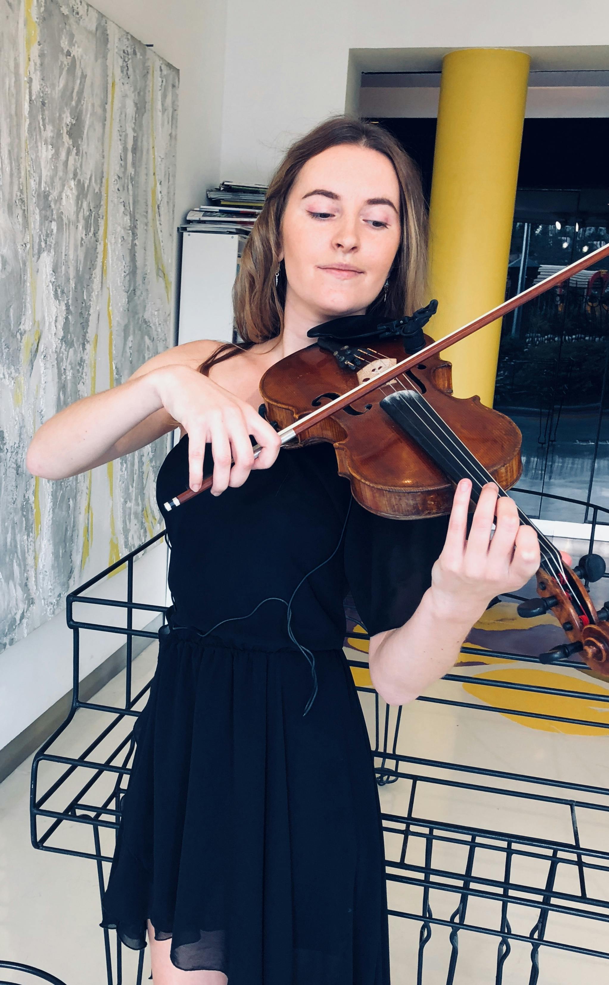 Violin Lessons with experienced teacher Masters degree in violin